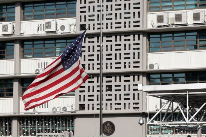 대한민국은 아직도 식민지다 게시물 이미지